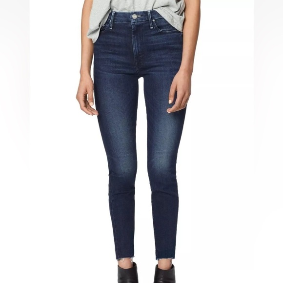 MOTHER High Waisted Looker Ankle Fray Last Call Wash Size 28 - Picture 2 of 9